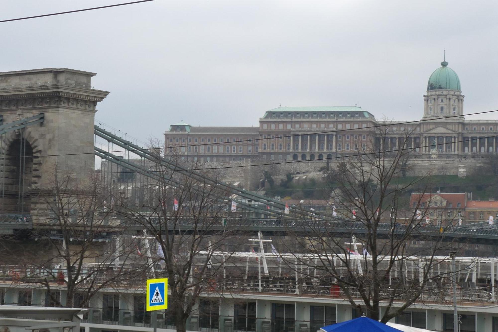 Green Pearl Apartment At St Stephen' S Basilica Budapeste Exterior foto