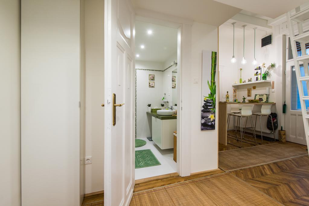 Green Pearl Apartment At St Stephen' S Basilica Budapeste Exterior foto