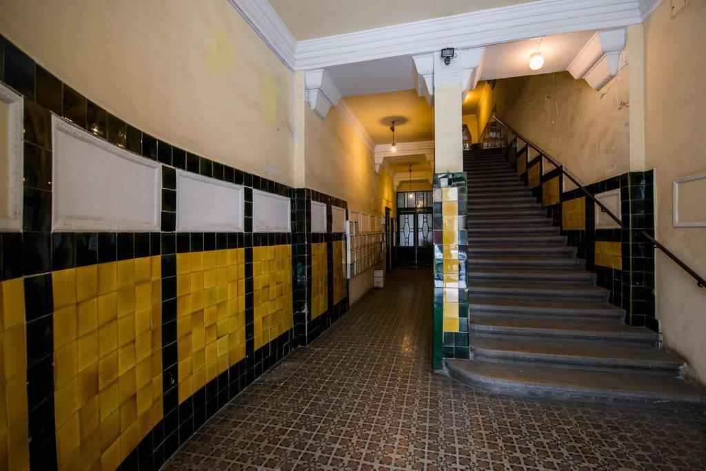 Green Pearl Apartment At St Stephen' S Basilica Budapeste Exterior foto